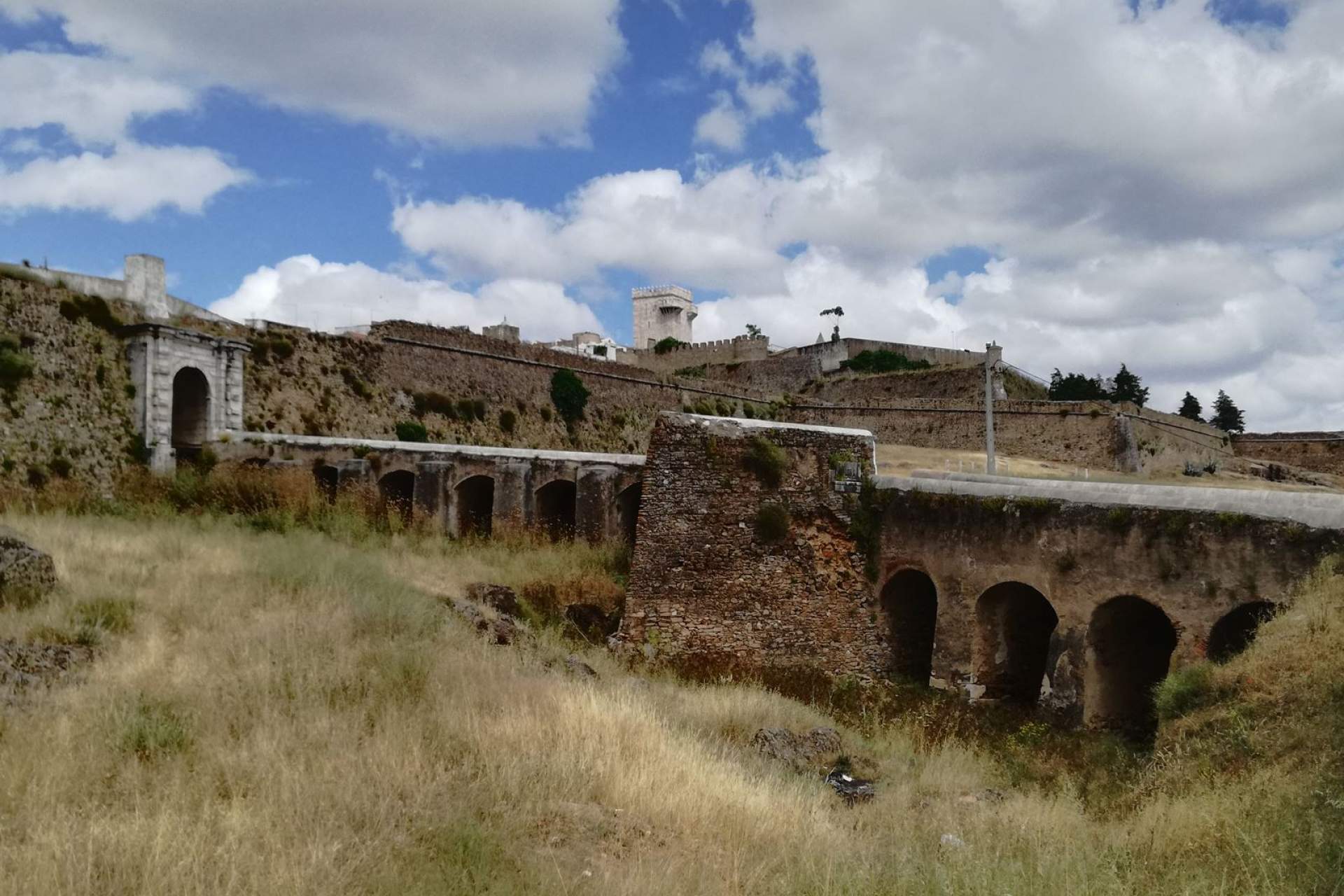 Monumental Estremoz