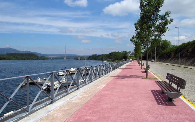 Ecopista do Rio Minho / Cycling